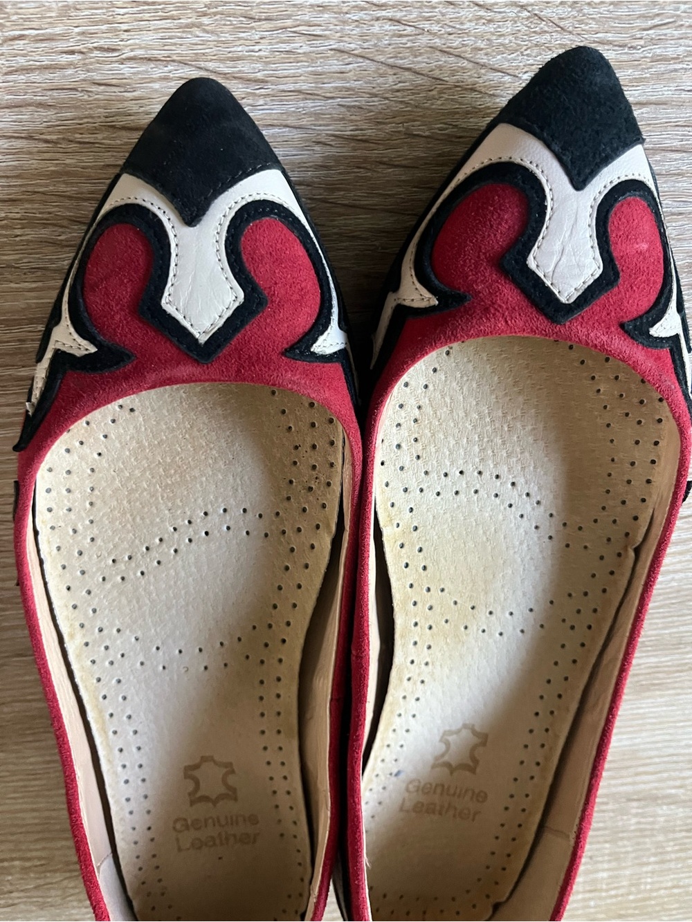 ZARA Genuine Leather Red and Black Pointed Toe Women's Flats size 37 western - Picture 3 of 11